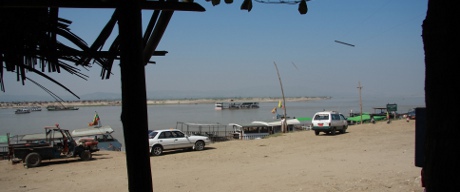 Ayeyarwaddy River crossing by boat